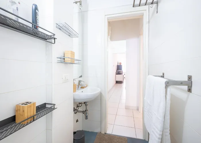 Guesthost - Bright And In